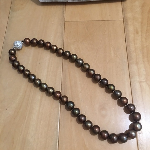 Copper colored cultured freshwater pearl necklace - Picture 2 of 6